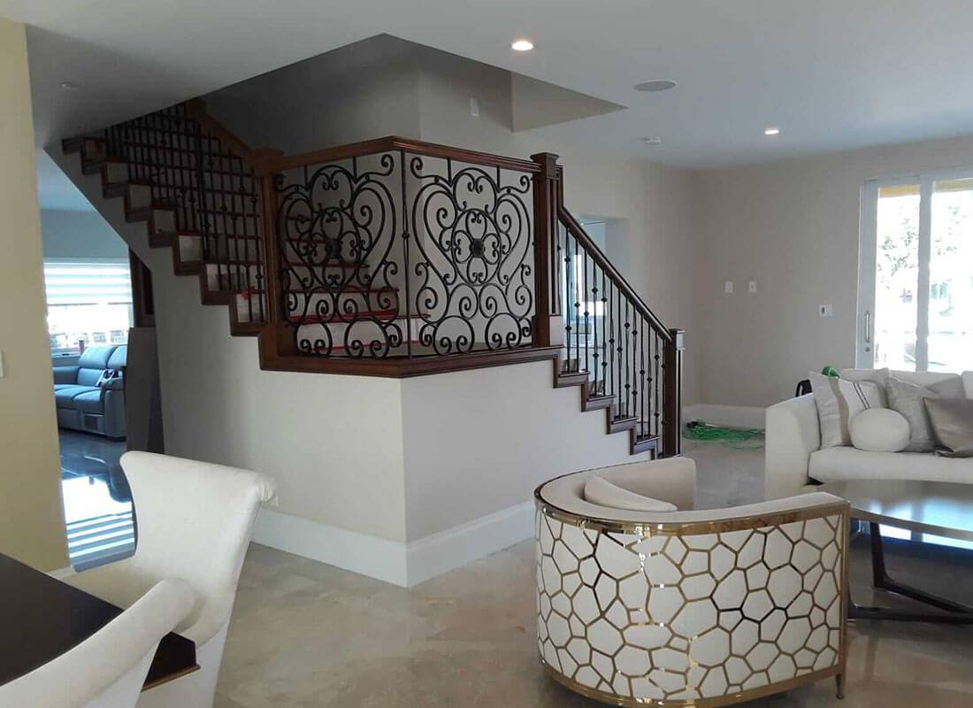 Modern Wood Handrails With Metal Balusters Psycho Stairs
